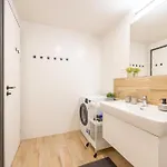 Spacious 3br - 2 Parking Spots, Full Kitchen, By Gravity Daire *