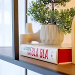 Apartamento Spacious 3br - 2 Parking Spots, Full Kitchen, By Gravity Praga