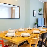 Spacious 3br - 2 Parking Spots, Full Kitchen, By Gravity * Praga