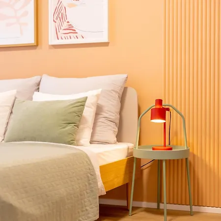 Spacious 3br - 2 Parking Spots, Full Kitchen, By Gravity Appartement Prague